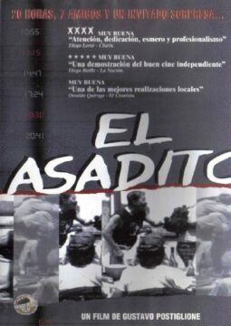 Cartel promocional en blanco y negro de la película "El asadito",  el título en letras grandes y una secuencia de fotos en la parte inferior que muestra a varios hombres reunidos alrededor de una mesa.