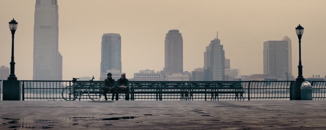 Fotograma de la ciudad donde transcurre el filme