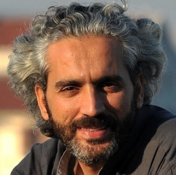 Nogal dirigido por Faysal Soysal